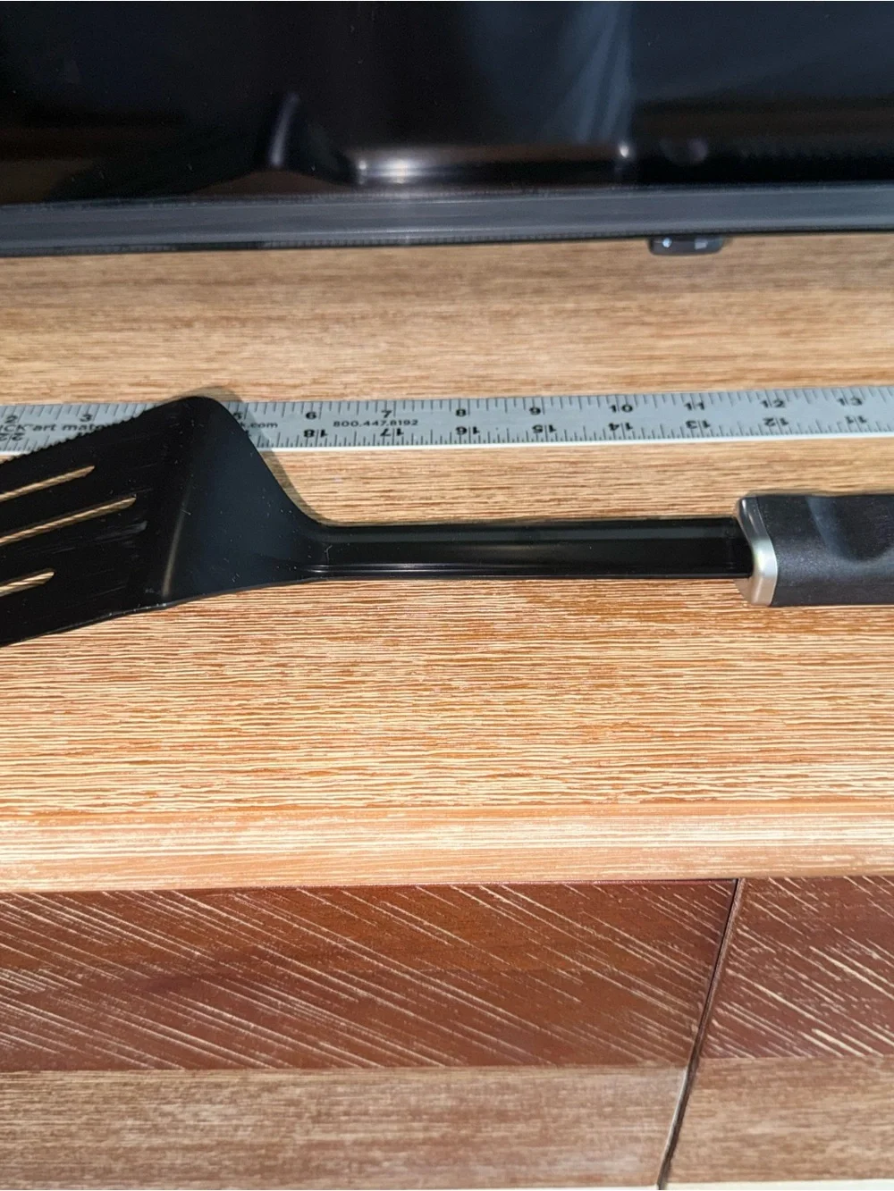 ⭐️ XL PITT BOSS Black Slotted Turner Spatula with Rubber Grip & Side Scraper